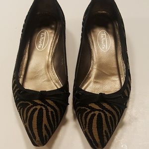 Talbots Animal Print Bow Pointed Toe Flats 6.5